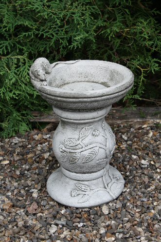 KBB73 Small Mouse Bird Bath KBB73 Small Mouse Bird Bath